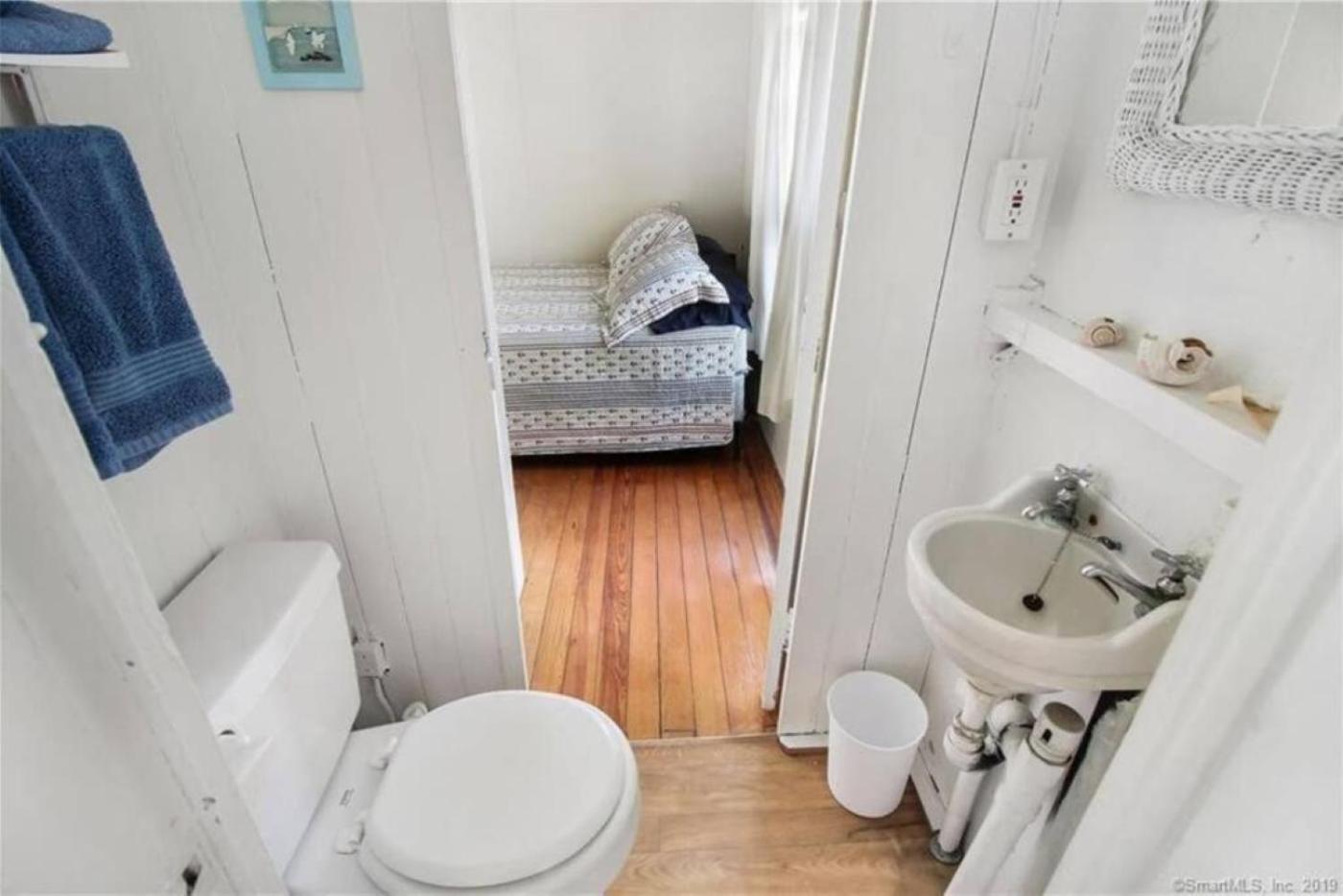 Cozy Beach - Direct Waterfront! East Haven Luaran gambar